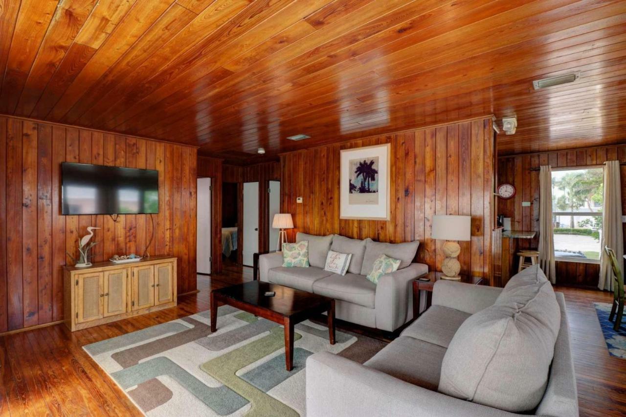 Estero Island Apartment With Boat Dock Fort Myers Beach Luaran gambar