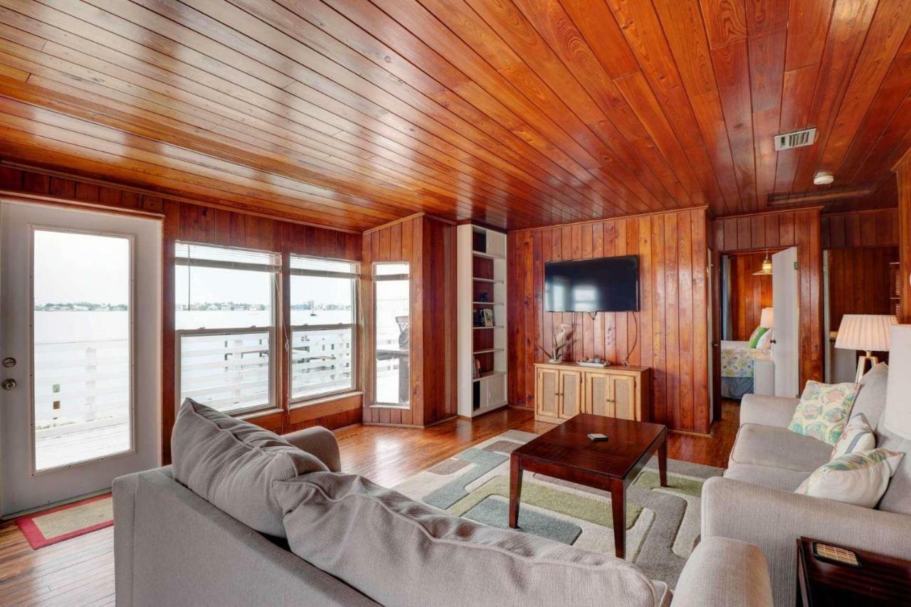 Estero Island Apartment With Boat Dock Fort Myers Beach Luaran gambar